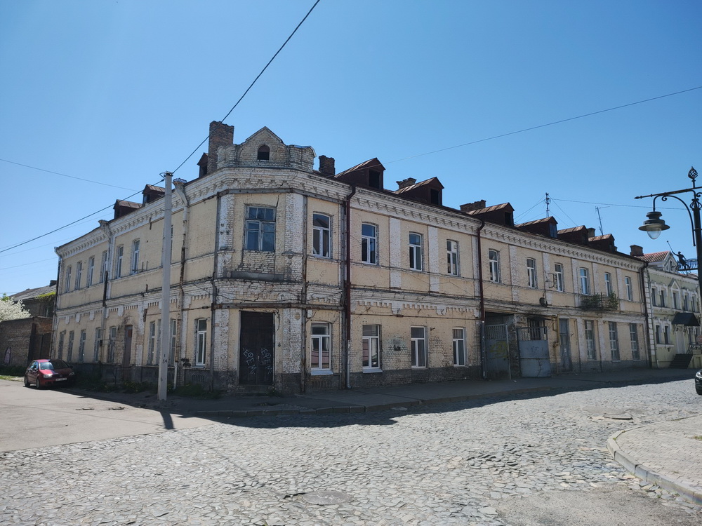 Реставрація Гостинного двору Прайзлерів в м. Луцьк
